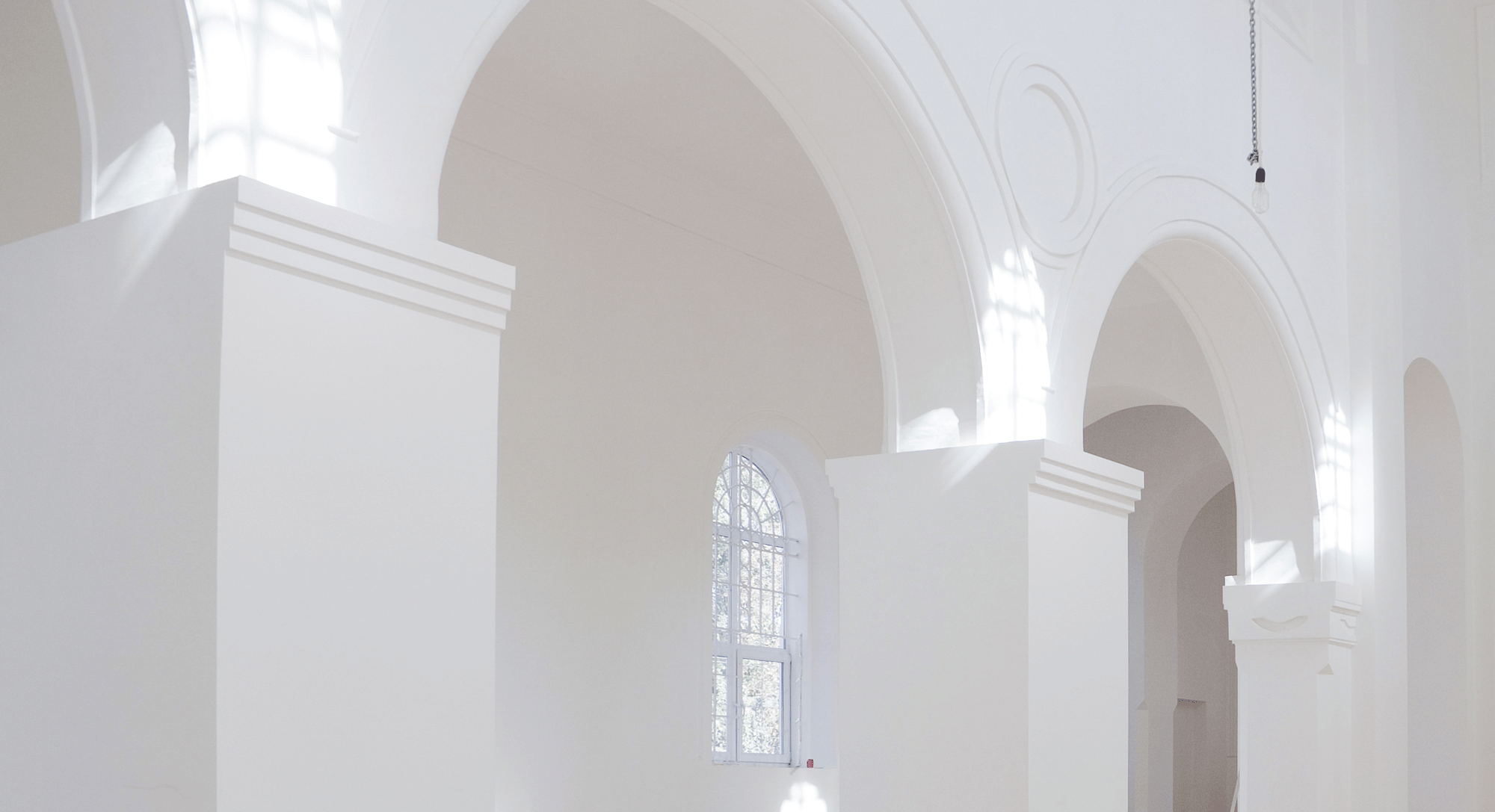 HOME–kerk-interieur